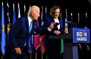 Бајден ја поддржува Камала Харис да се кандидира за претседател на САД