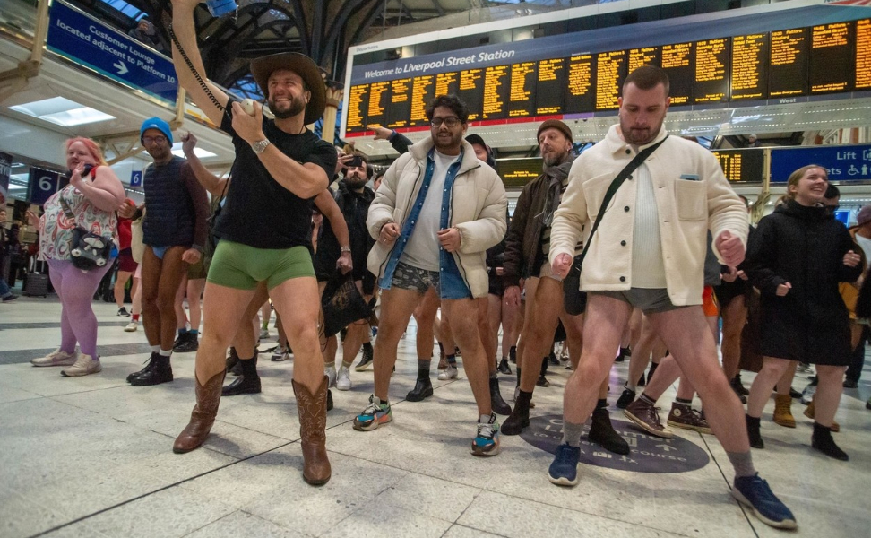 Hundreds in London strip, walk around in underwear for this tradition: Pics